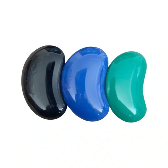 7-Pc Y2K Hair Accessory Bundle — Satin Bow Barrettes, Red Ruched Banana Clip - Picture 3 of 15